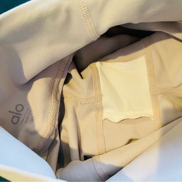 ALO Yoga High-Waist Airbrush Moto Legging in Lavender Cloud, Size XS - Picture 14 of 14